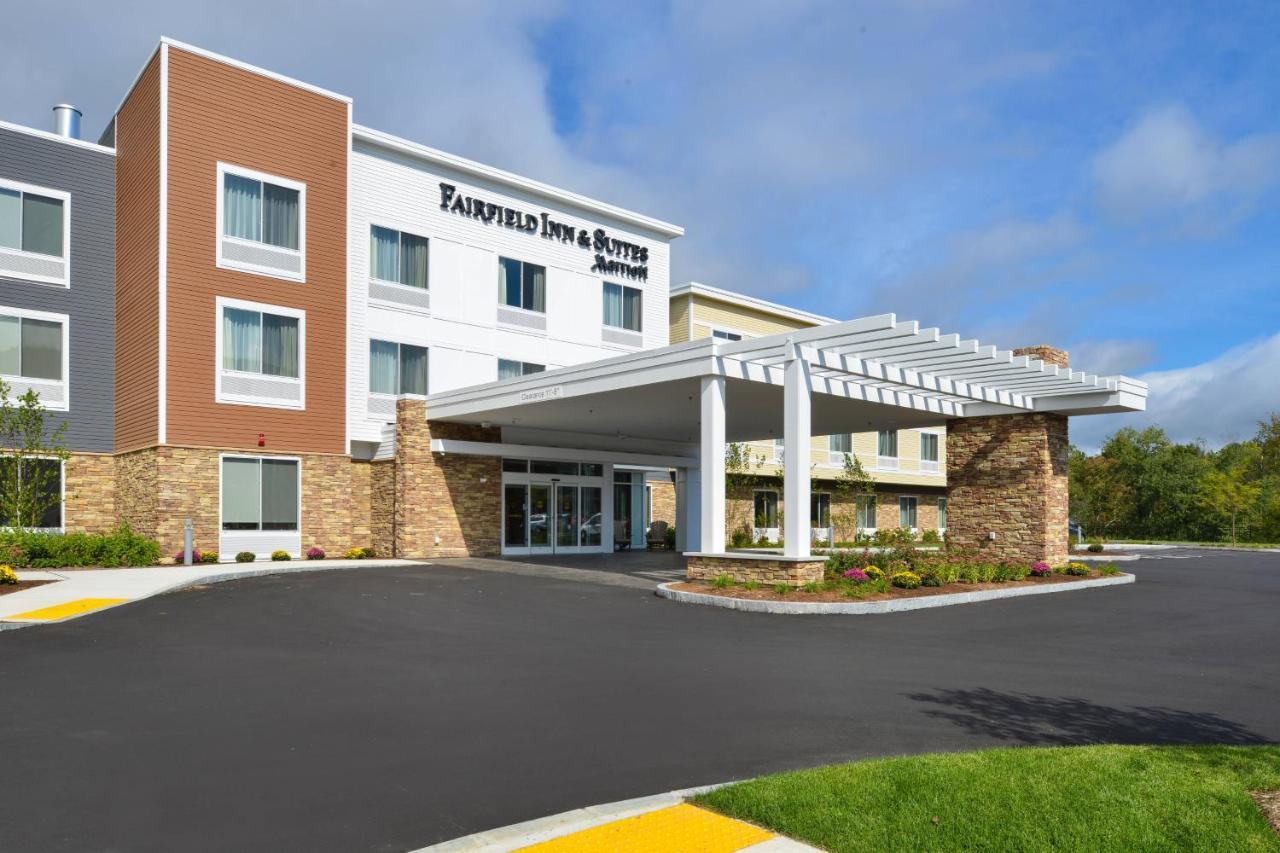 Fairfield Inn & Suites By Marriott Plymouth White Mountains Exterior foto