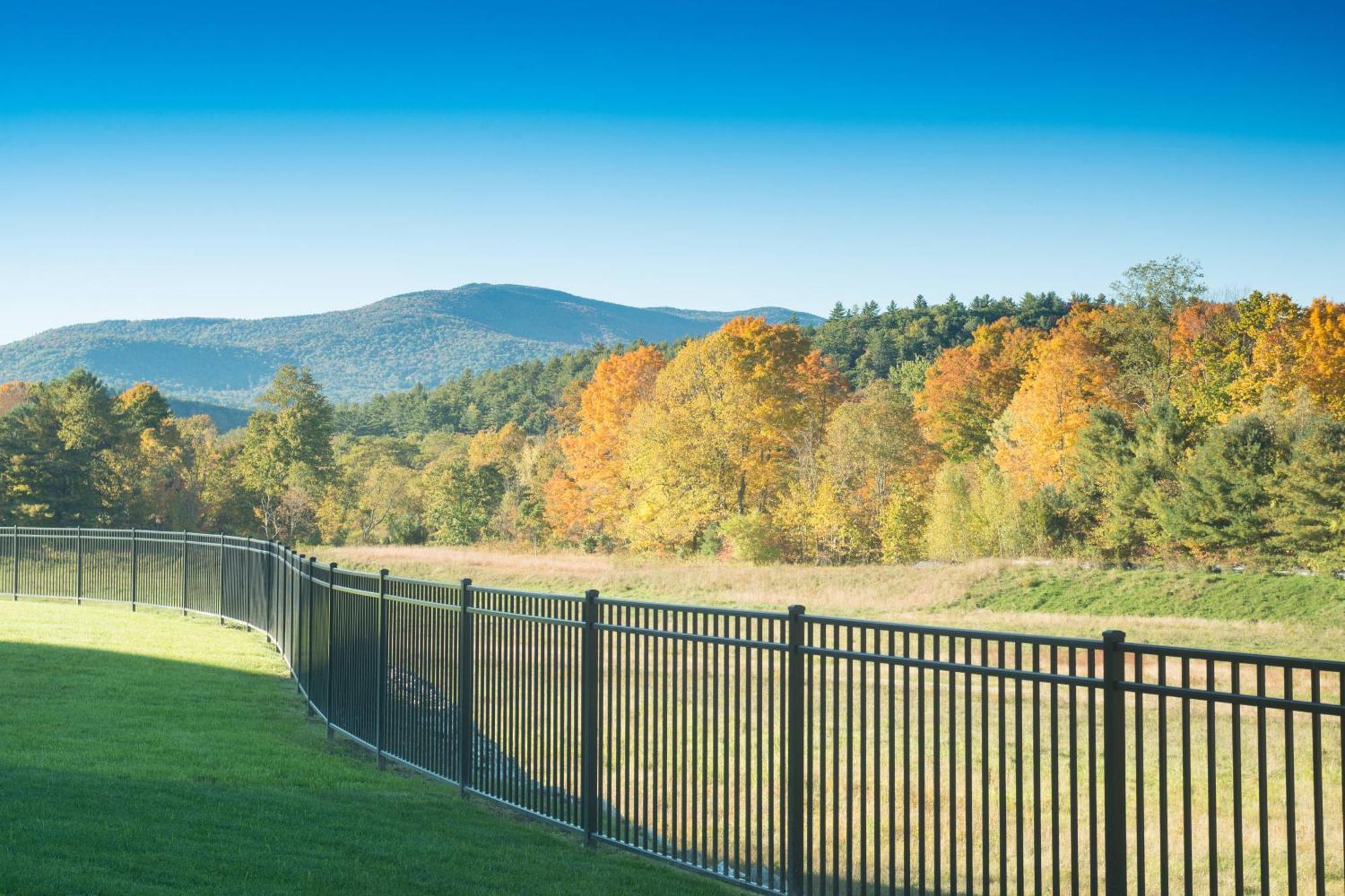 Fairfield Inn & Suites By Marriott Plymouth White Mountains Exterior foto